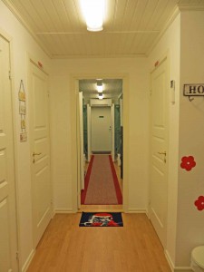 En julmatta vid ingången till kattrummen vill vi också ha.